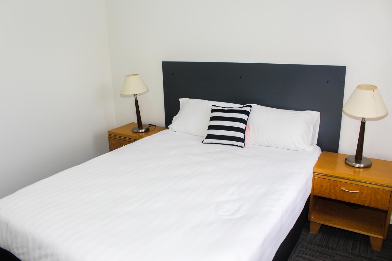Crown Cbd Motel - City Location Bendigo Buitenkant foto