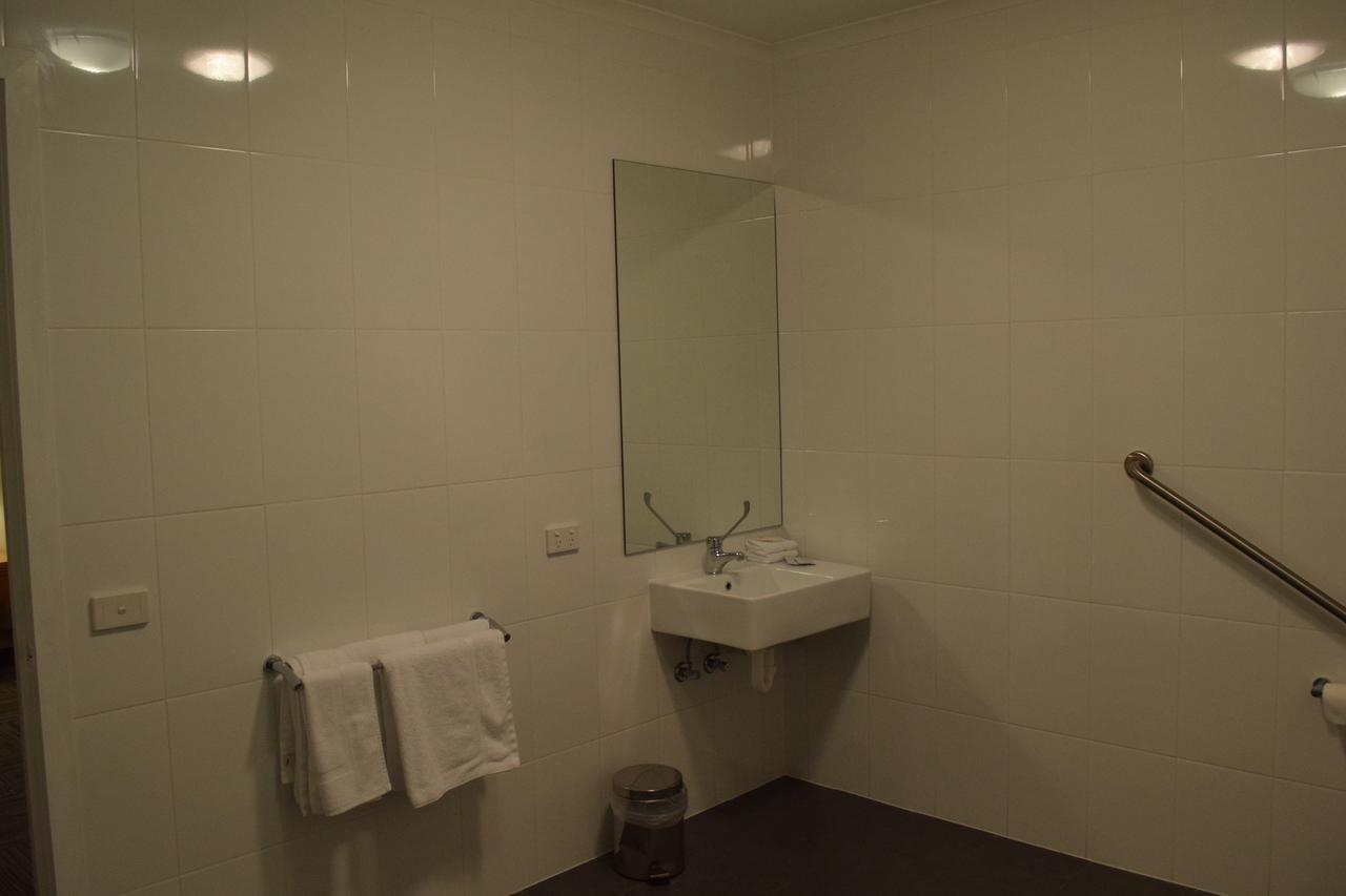 Crown Cbd Motel - City Location Bendigo Buitenkant foto