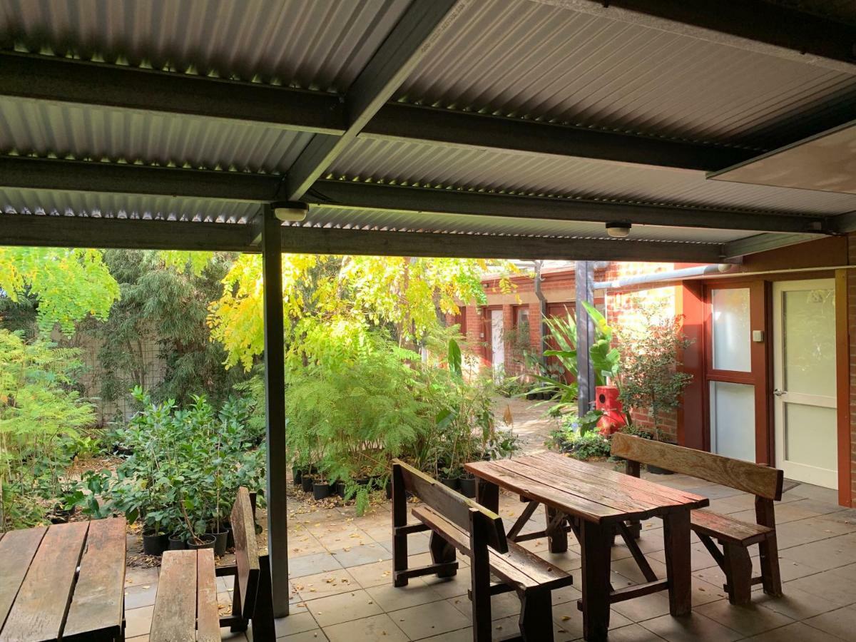 Crown Cbd Motel - City Location Bendigo Buitenkant foto